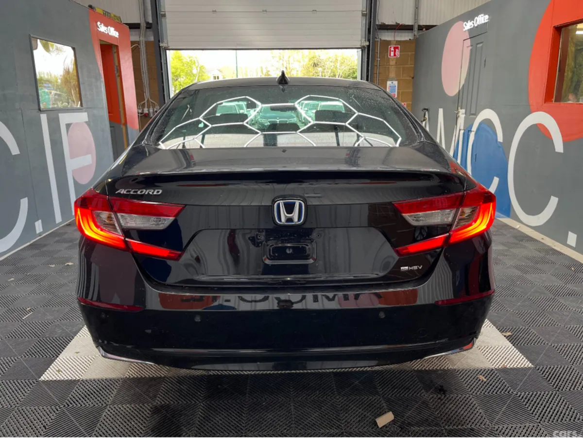 Honda Accord Saloon, Petrol Hybrid, 2022, Black