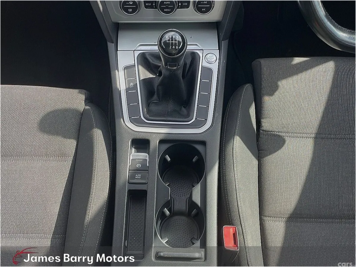 Volkswagen Passat Saloon, Diesel, 2016, Grey