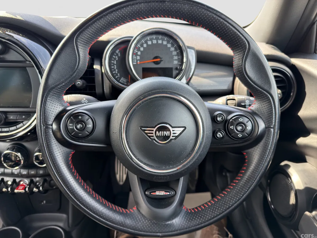 Mini Cooper Hatchback, Petrol, 2019, Red