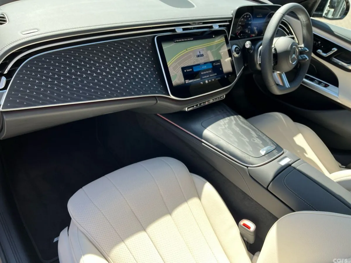 Mercedes-Benz E-Class Saloon, Diesel Plug-in Hybrid, 2025, Black