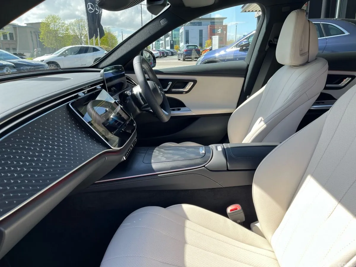 Mercedes-Benz E-Class Saloon, Diesel Plug-in Hybrid, 2025, Black