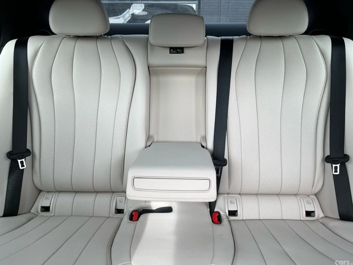 Mercedes-Benz E-Class Saloon, Diesel Plug-in Hybrid, 2024, Blue