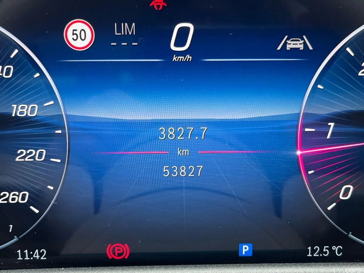 Mercedes-Benz E-Class Saloon, Diesel Hybrid, 2024, Blue