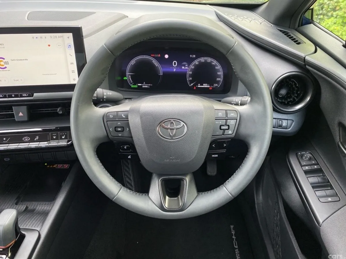 Toyota C-HR SUV, Petrol Hybrid, 2024, Blue