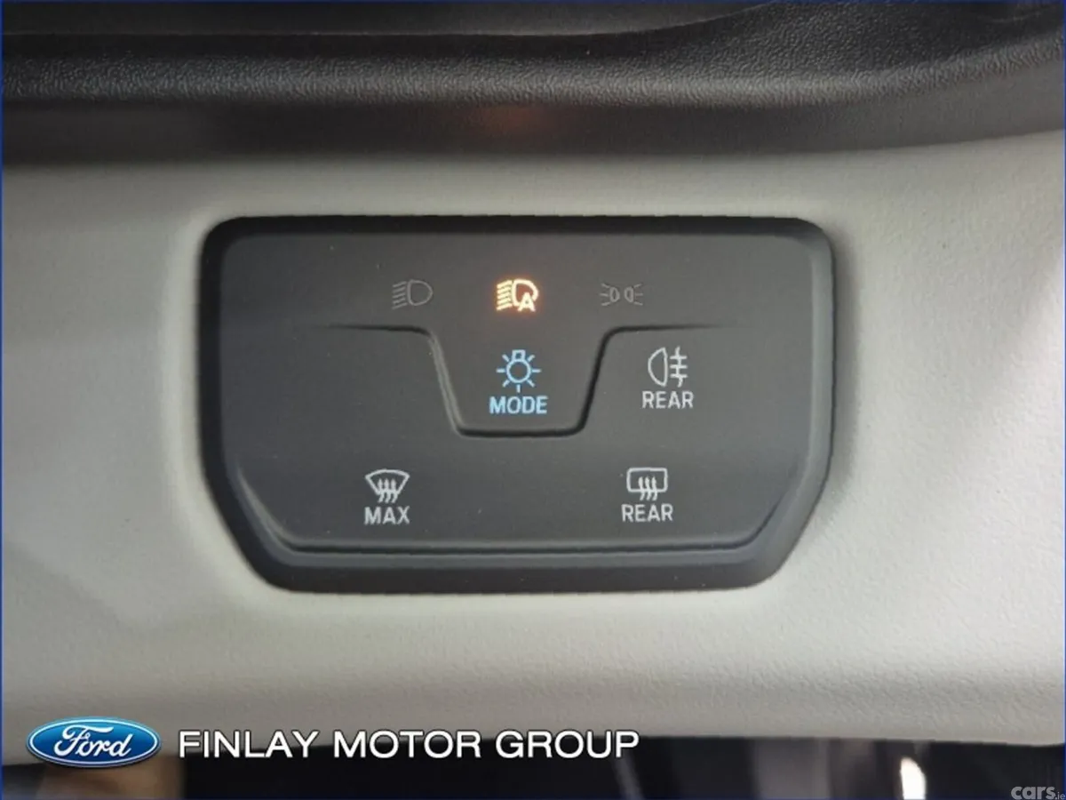 Ford Explorer MPV, Electric, 2026, Grey