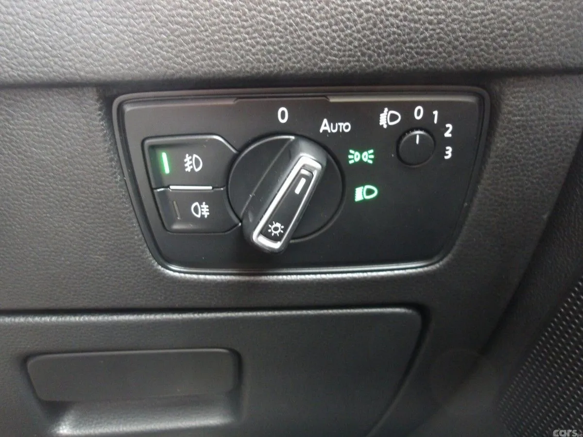 Volkswagen Passat Saloon, Diesel, 2016, Blue