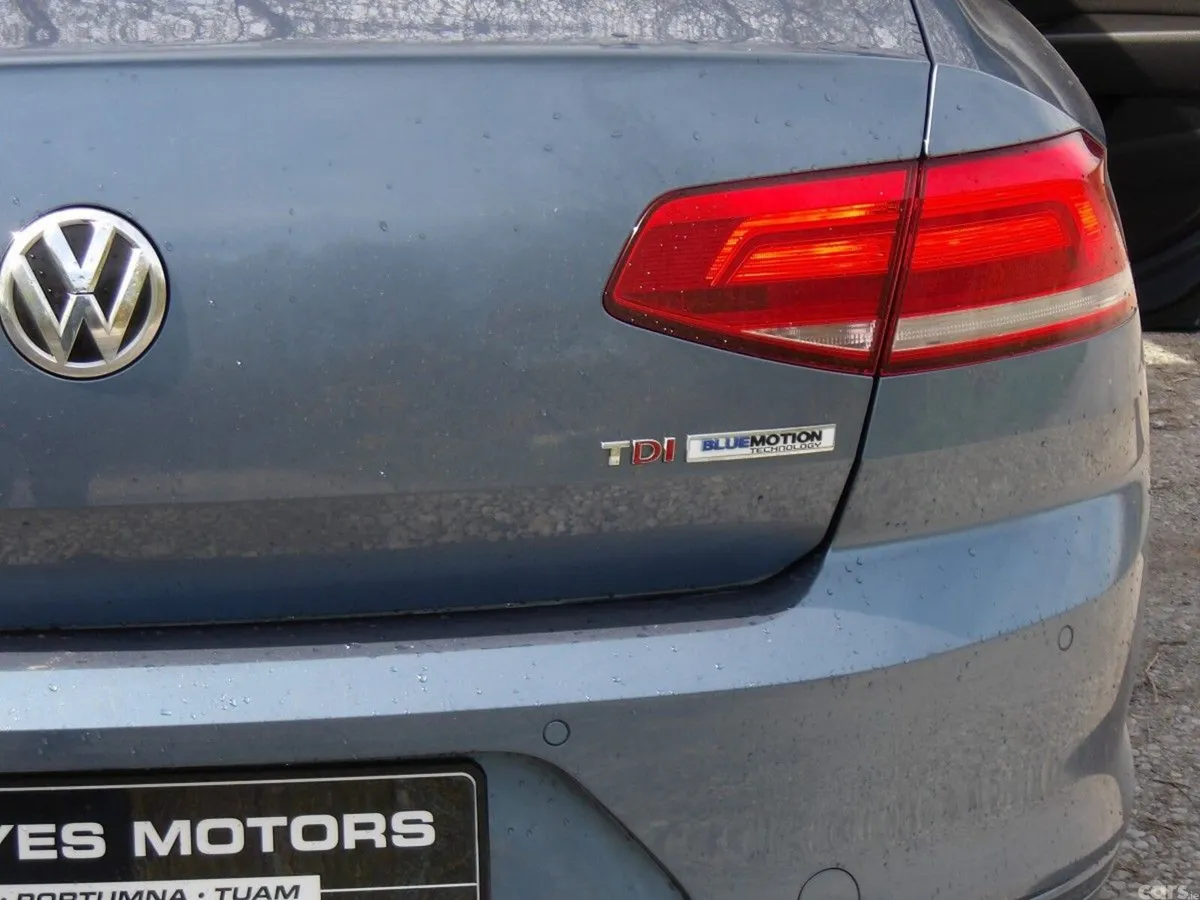 Volkswagen Passat Saloon, Diesel, 2016, Blue