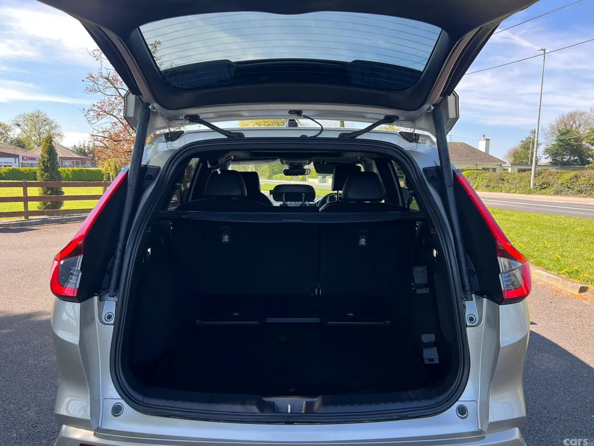 Honda CR-V SUV, Petrol Plug-in Hybrid, 2026, Gold
