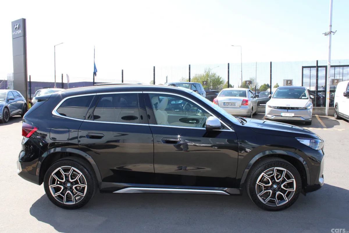 BMW X1 Estate/Jeep, Diesel, 2023, Black
