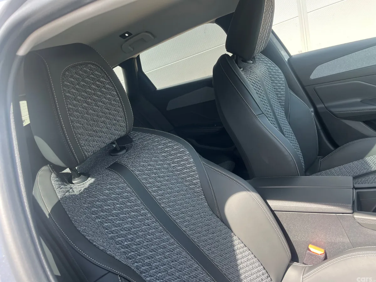 Peugeot 308 Estate, Diesel, 2026, Grey