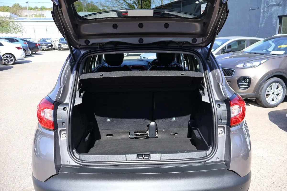 Renault Captur Hatchback, Diesel, 2017, Grey
