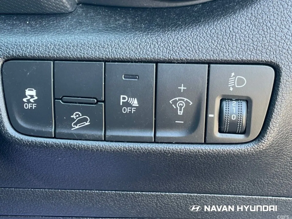 Hyundai KONA MPV, Petrol, 2021, Grey
