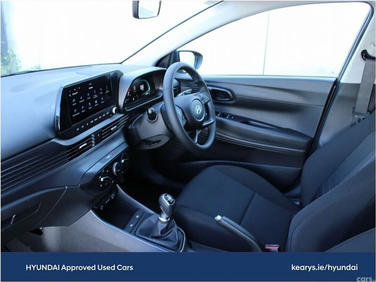 Hyundai i20 Hatchback, Petrol, 2027, Grey