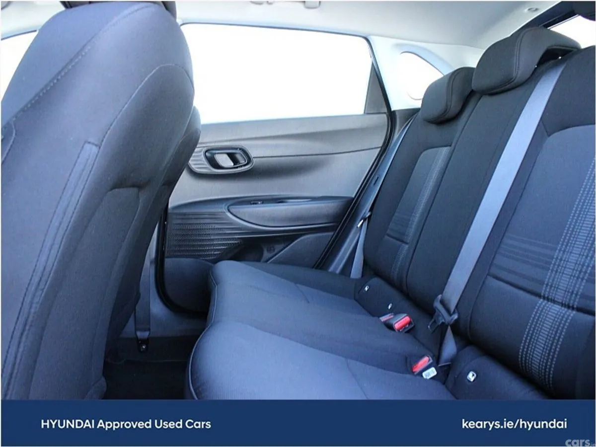 Hyundai i20 Hatchback, Petrol, 2027, Grey