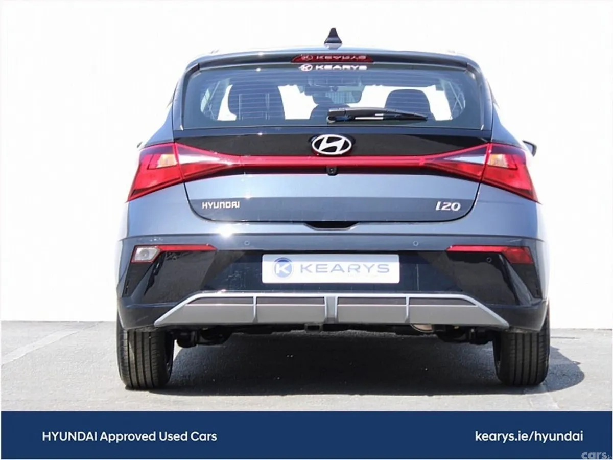 Hyundai i20 Hatchback, Petrol, 2027, Grey
