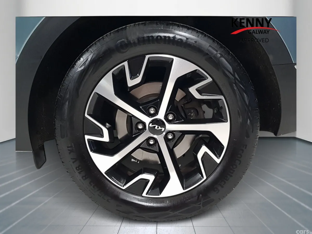 Kia Sportage MPV, Diesel, 2024, Grey