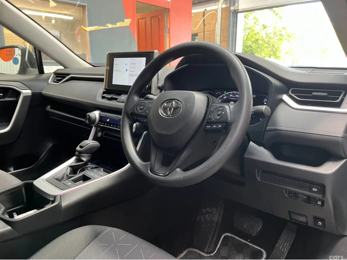 Toyota RAV4 SUV, Petrol Hybrid, 2023, Blue