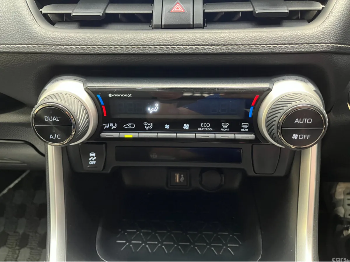 Toyota RAV4 SUV, Petrol Hybrid, 2023, Blue