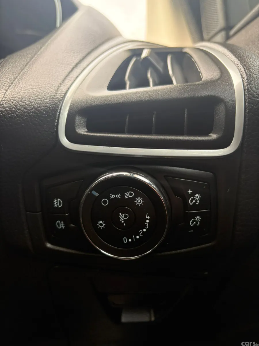 Ford Focus Hatchback, Diesel, 2014, Blue