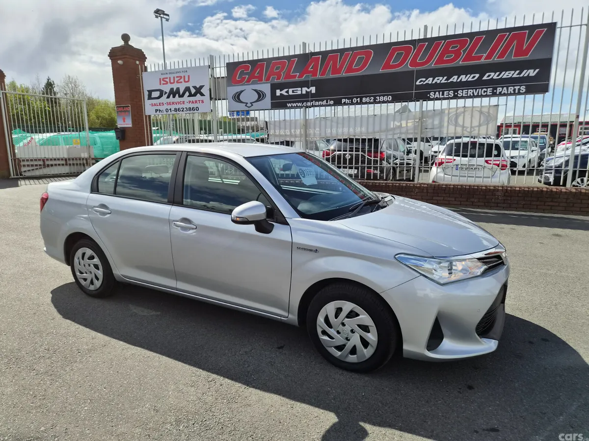 Toyota Corolla Saloon, Petrol Hybrid, 2020, Silver