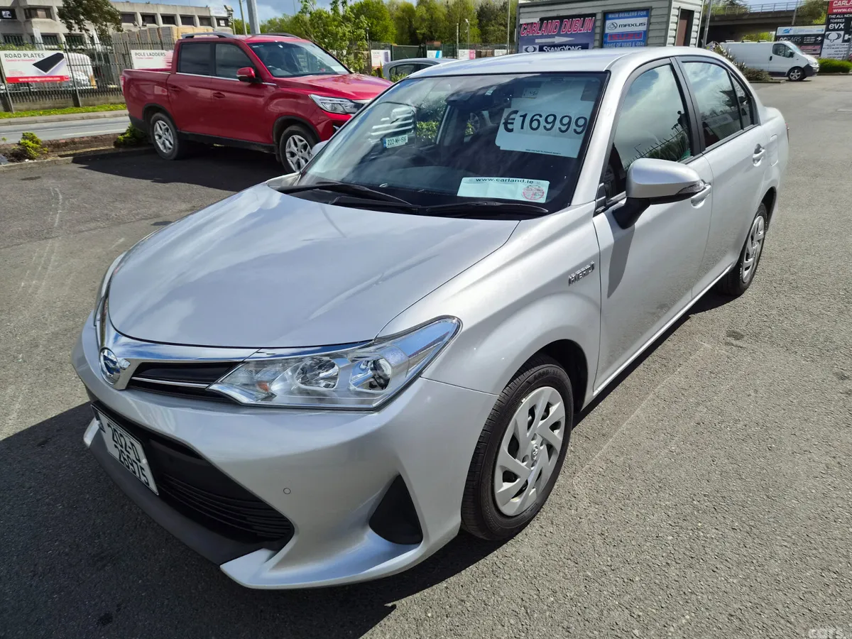 Toyota Corolla Saloon, Petrol Hybrid, 2020, Silver