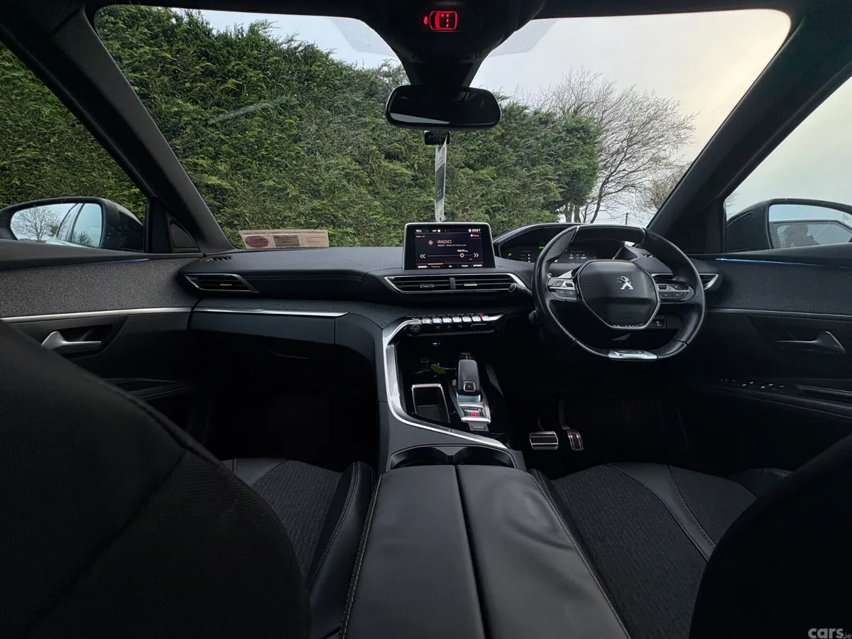 Peugeot 3008 MPV, Diesel, 2018, White