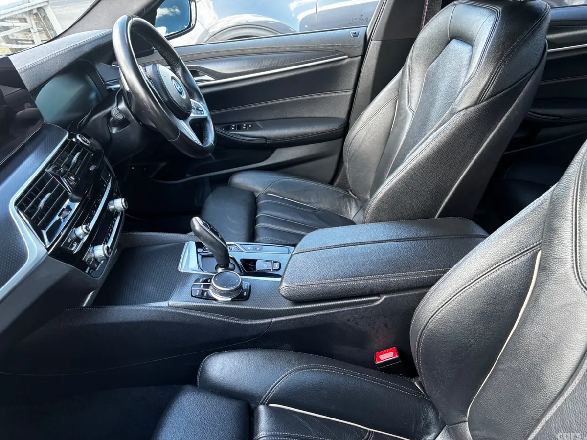 BMW 5-Series Saloon, Petrol Hybrid, 2023, Black