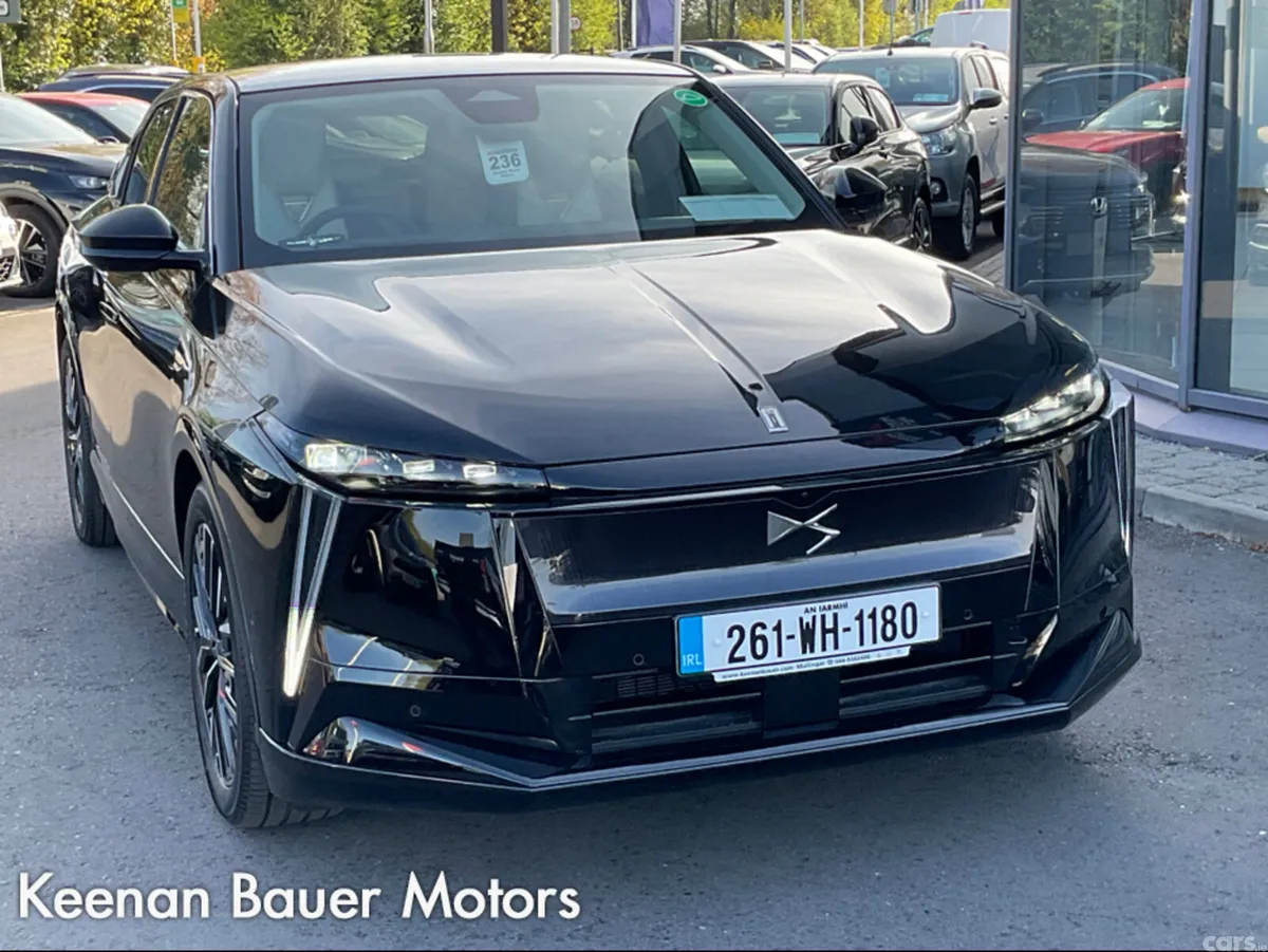 DS Automobiles Other Hatchback, Electric, 2026, Black