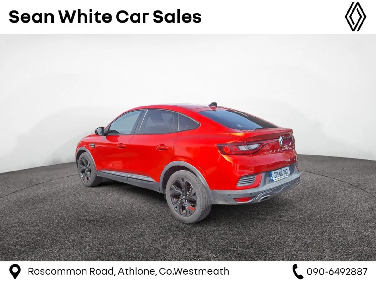 Renault Arkana Hatchback, Petrol, 2022, Red