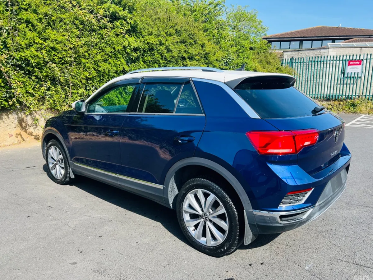 Volkswagen T-Roc SUV, Diesel, 2021, Blue