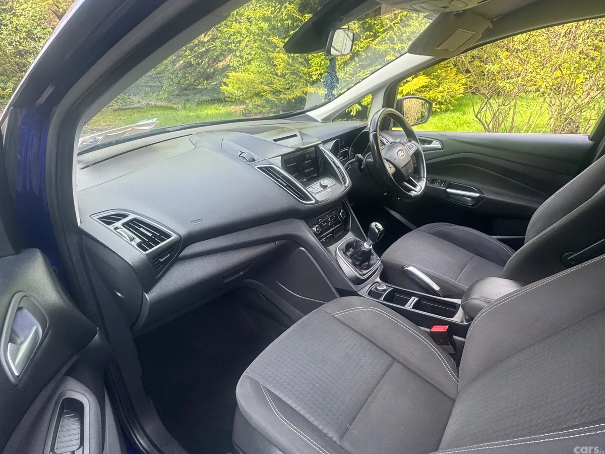 Ford Grand C-Max MPV, Diesel, 2016, Blue