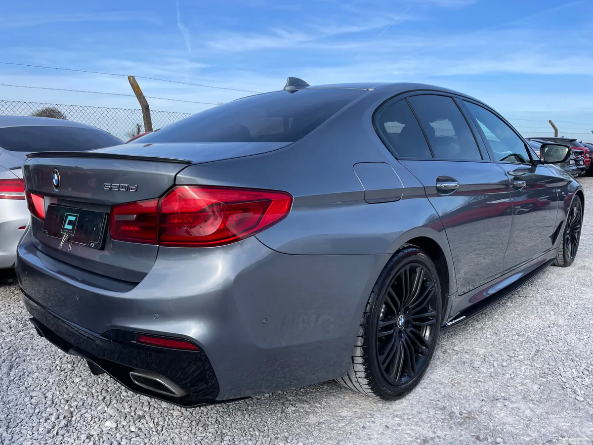 BMW 5-Series Saloon, Diesel, 2018, Blue