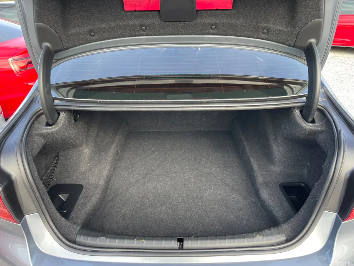 BMW 5-Series Saloon, Diesel, 2018, Blue