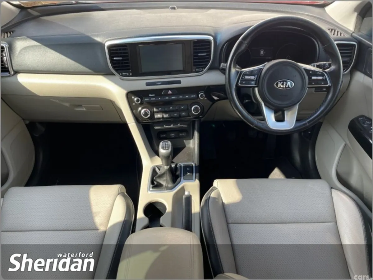Kia Sportage SUV, Diesel, 2020, Red