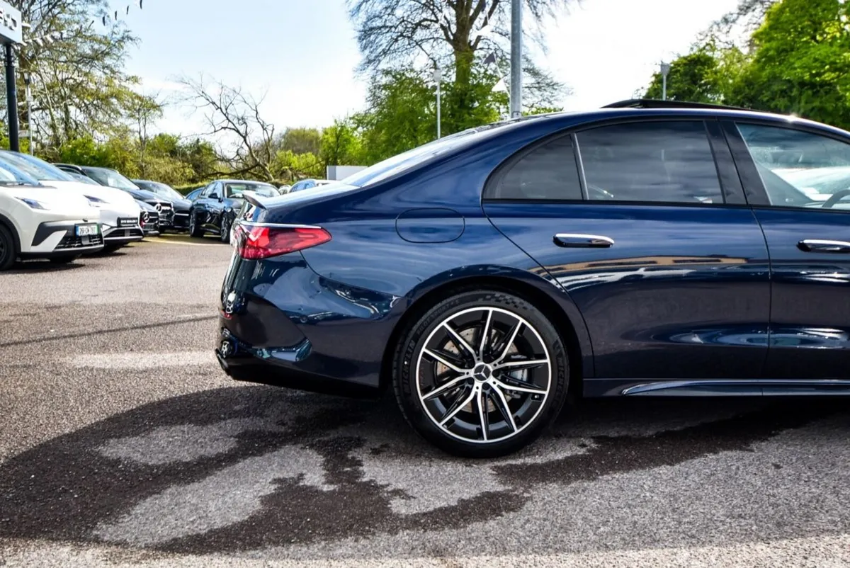 Mercedes-Benz E-Class Saloon, Petrol Plug-in Hybrid, 2026, Blue