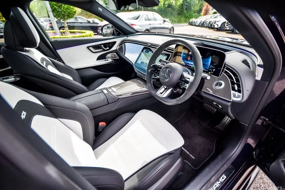 Mercedes-Benz E-Class Saloon, Petrol Plug-in Hybrid, 2026, Blue