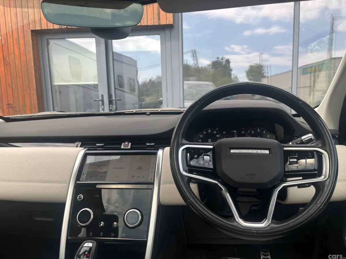 Land Rover Discovery SUV, Petrol Hybrid, 2022, Blue