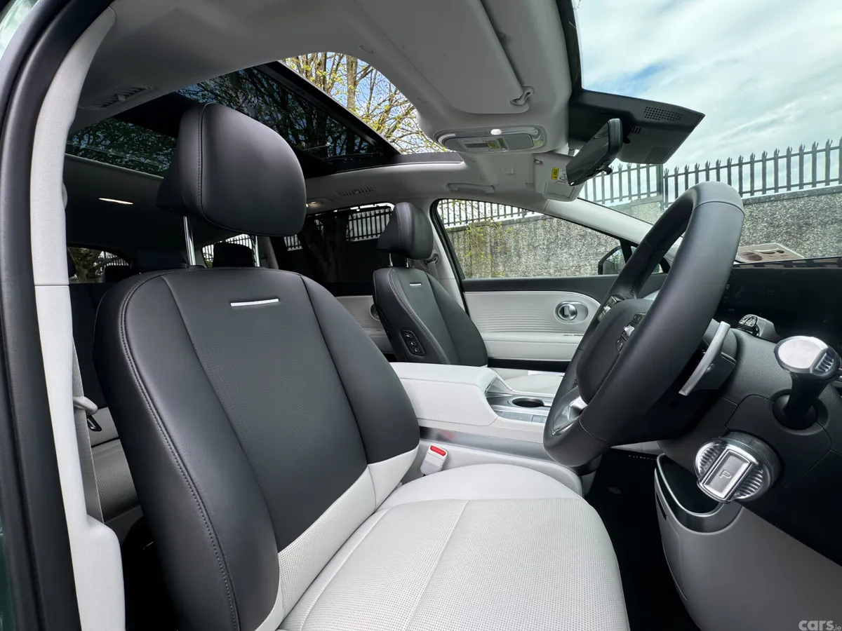 Hyundai IONIQ 9 MPV, Electric, 2026, Green