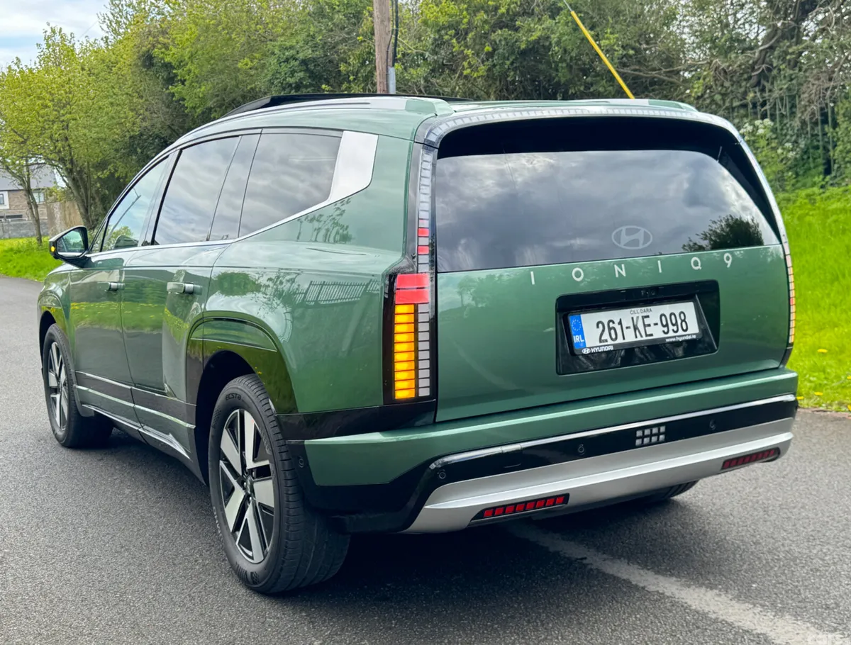 Hyundai IONIQ 9 MPV, Electric, 2026, Green