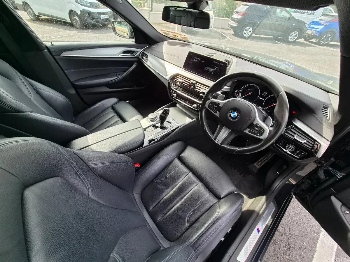 BMW 5-Series Saloon, Petrol Plug-in Hybrid, 2018, Black