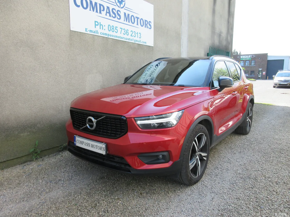 Volvo XC40 Estate, Petrol Plug-in Hybrid, 2021, Red