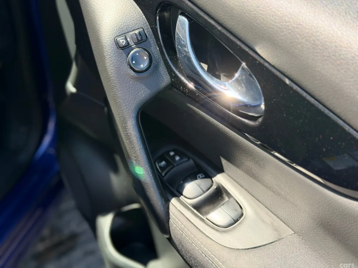 Nissan Qashqai MPV, Diesel, 2016, Blue