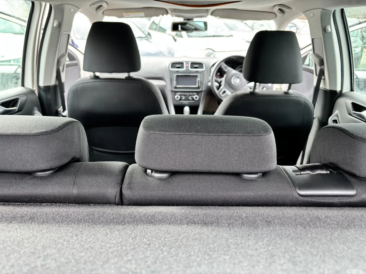 Volkswagen Golf Hatchback, Petrol, 2012, White