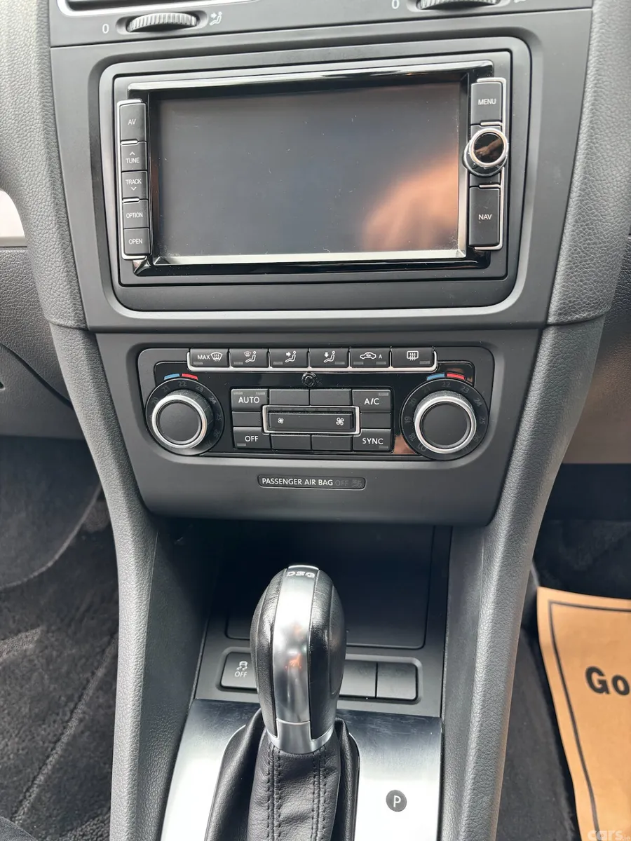 Volkswagen Golf Hatchback, Petrol, 2012, White