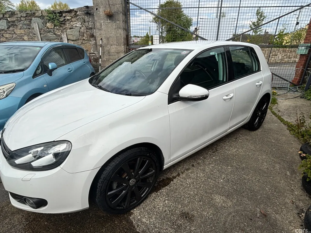 Volkswagen Golf Hatchback, Petrol, 2012, White