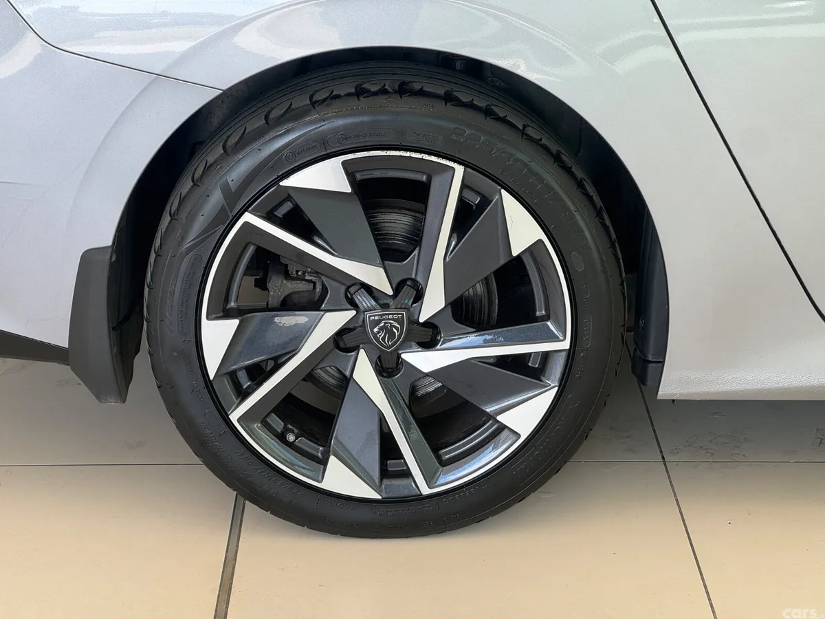 Peugeot 308 Estate, Diesel, 2024, Grey