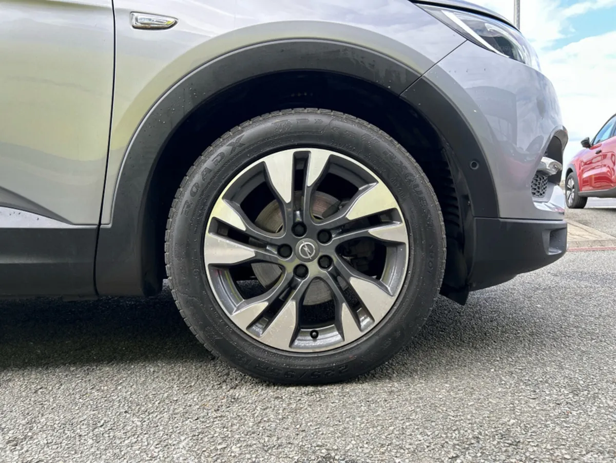 Opel Grandland X MPV, Diesel, 2020, Grey