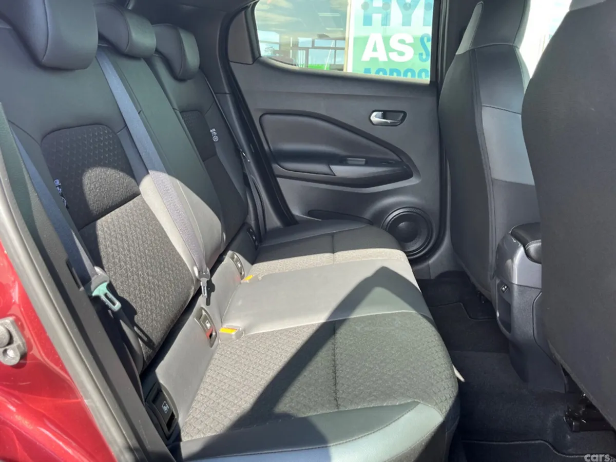 Nissan Juke MPV, Petrol Hybrid, 2024, Red