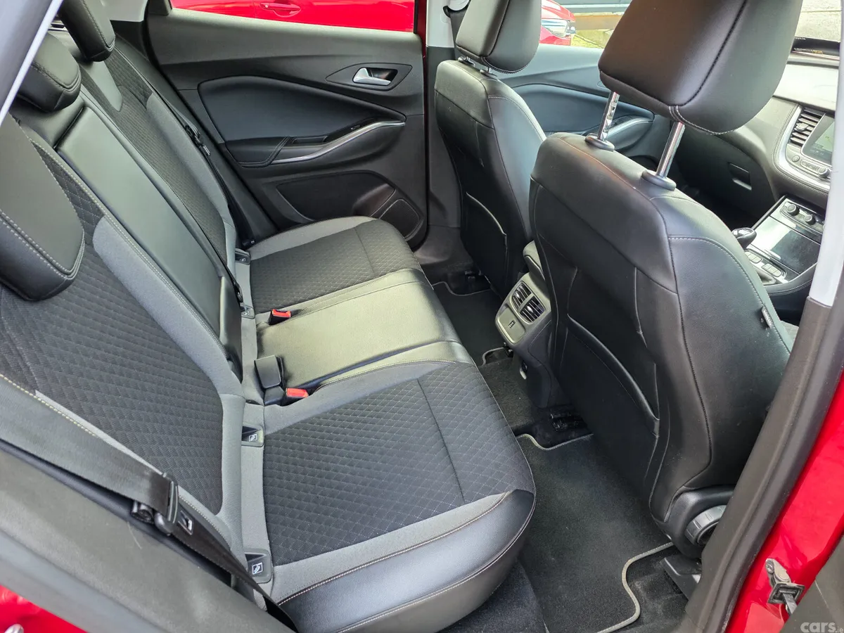 Opel Grandland X SUV, Petrol, 2021, Red