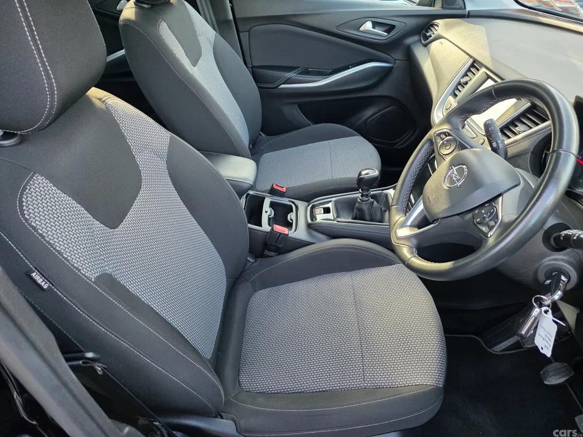 Opel Grandland X SUV, Petrol, 2020, Black